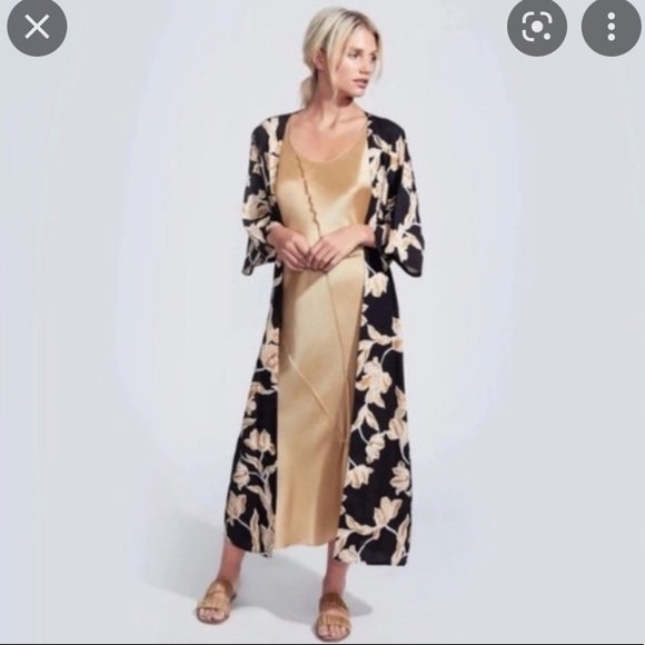 Maison Du Soir Robe - Picture 1 of 8
